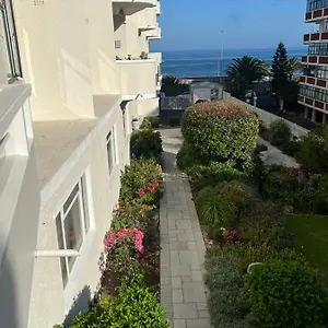 Apartment Sea Point Kingsgate No 10, Cape Town